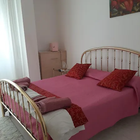 招待所 Locazione Turistica Poker D'assi 维罗纳